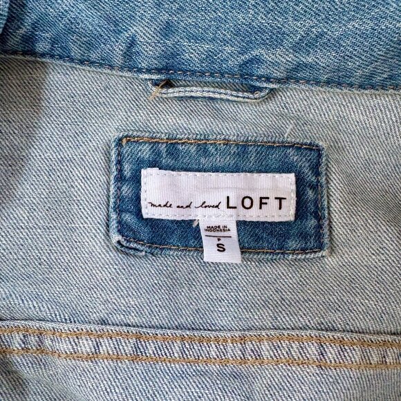 Loft Women's Jean Jacket Like-New - Picture 3 of 3